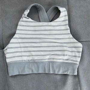 Athleta sports bra. Womens small